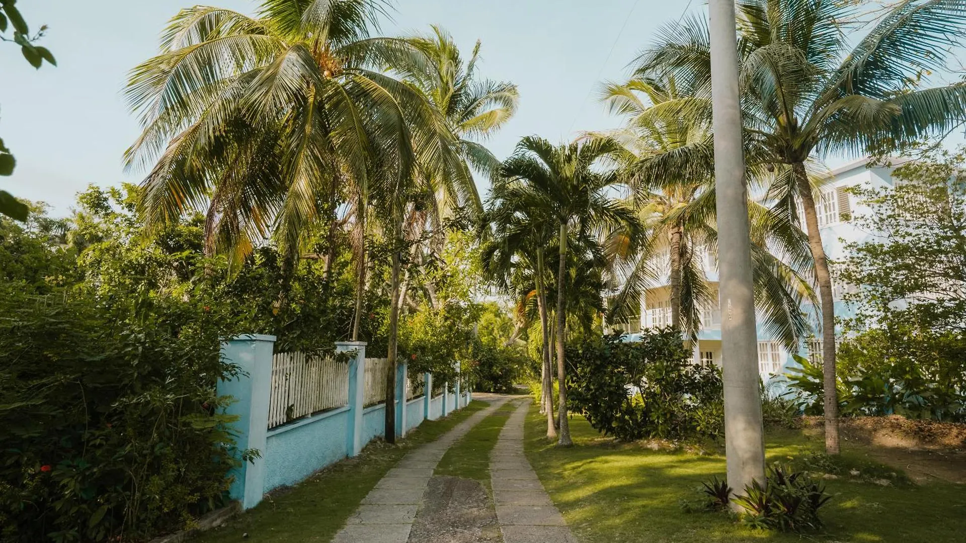 The Idyll Apartment Tower Isle Jamaica